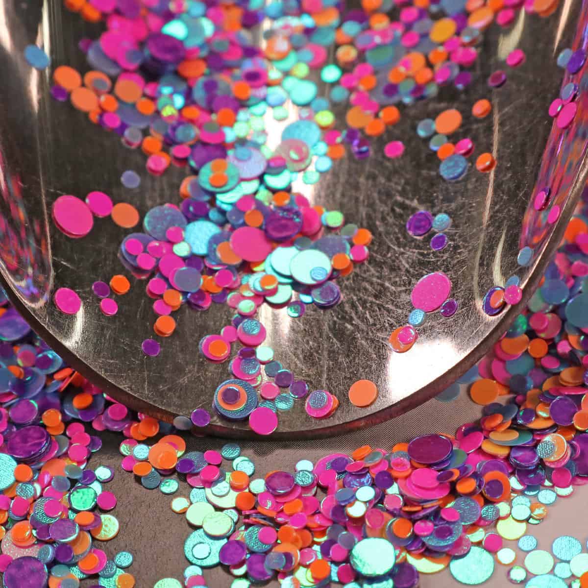 Rockin' Retro - Counter Culture DIY