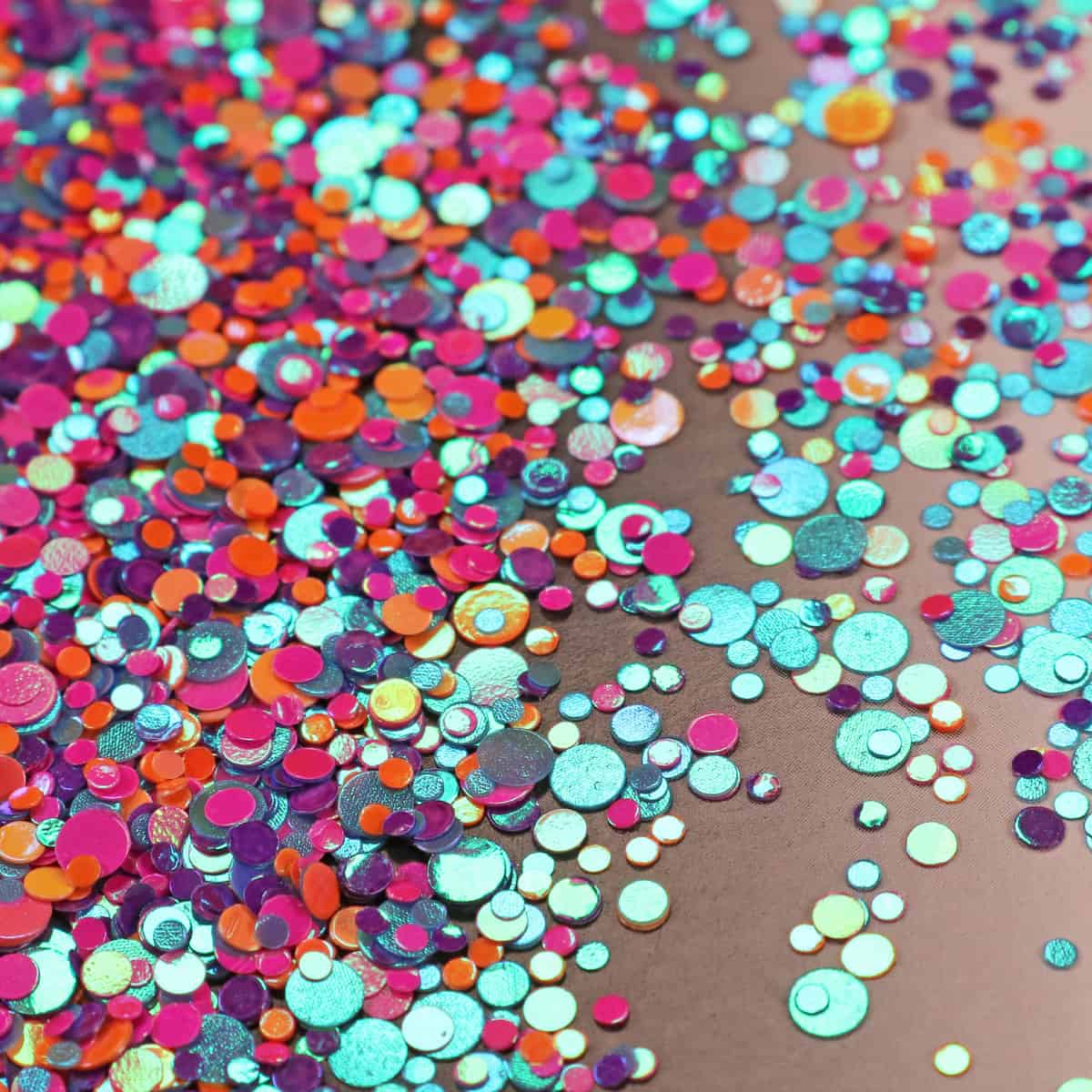 Rockin' Retro - Counter Culture DIY