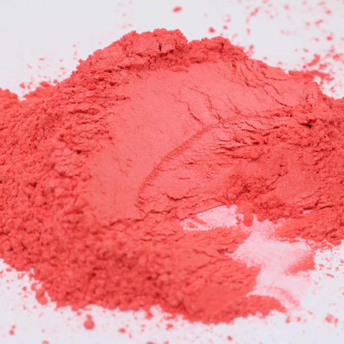 Red mica pigment powder