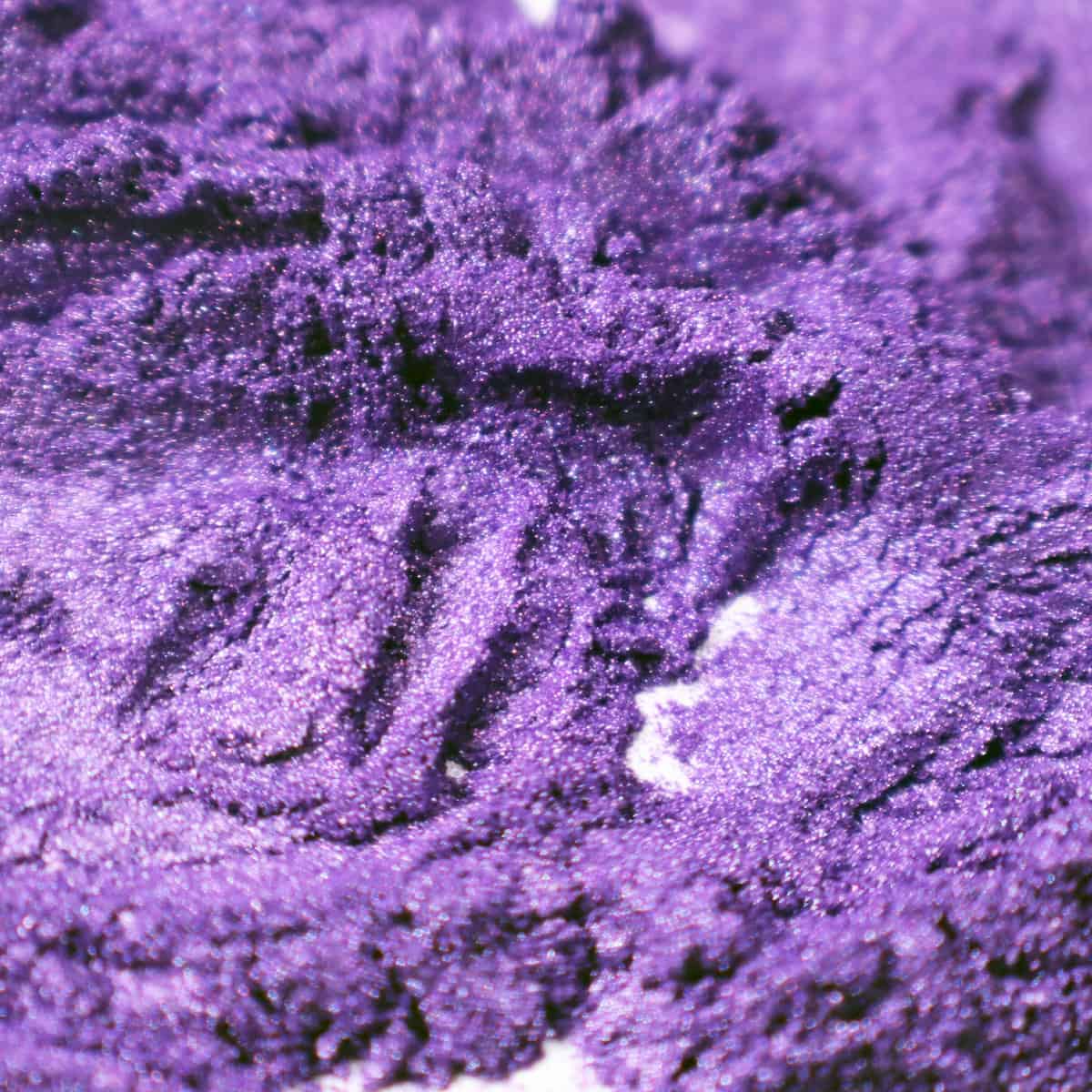 Dark purple mica pigment powder