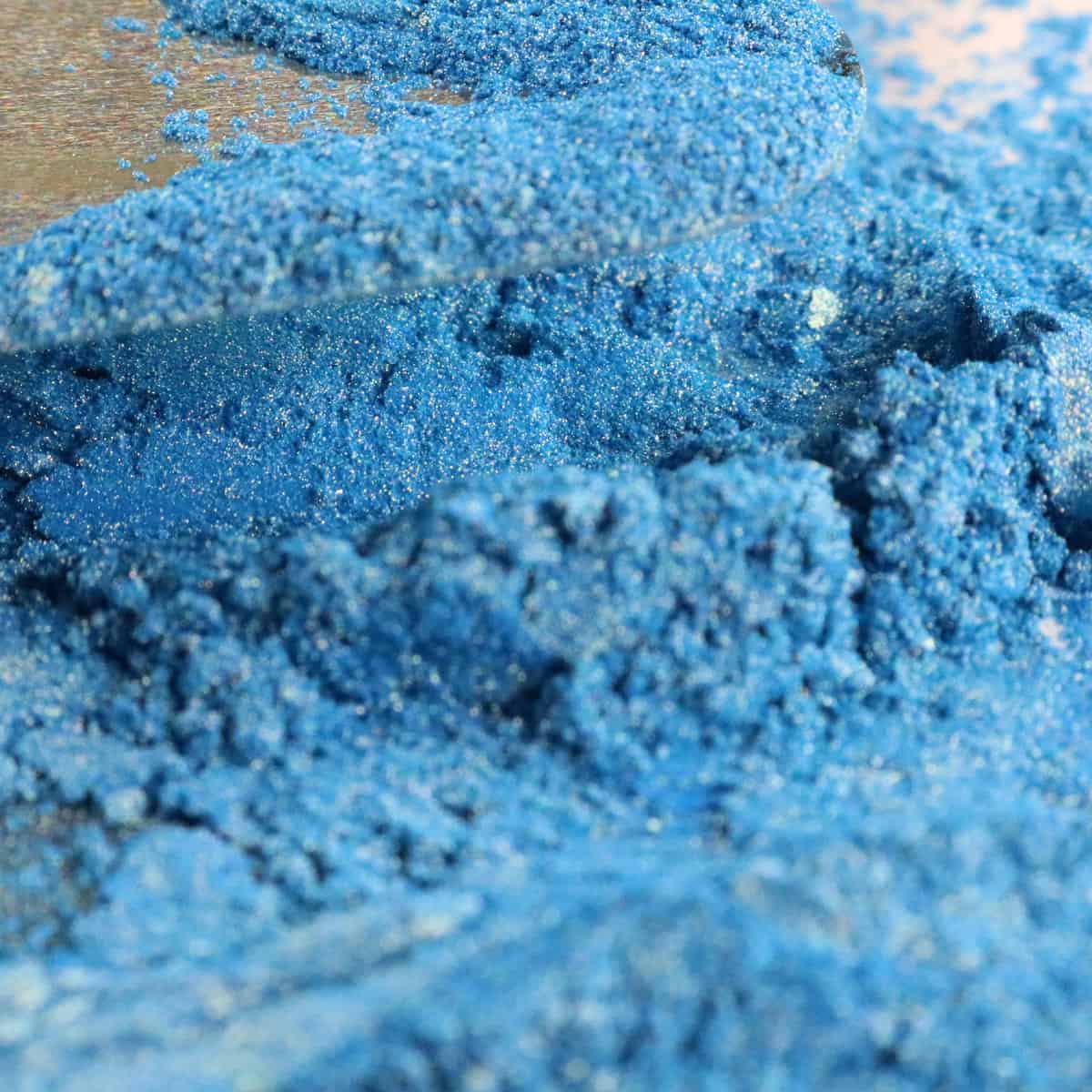 Blue mica pigment powder